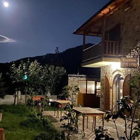 Bujtina Hader Xhebro Hostel Tepelena Kültér fotó