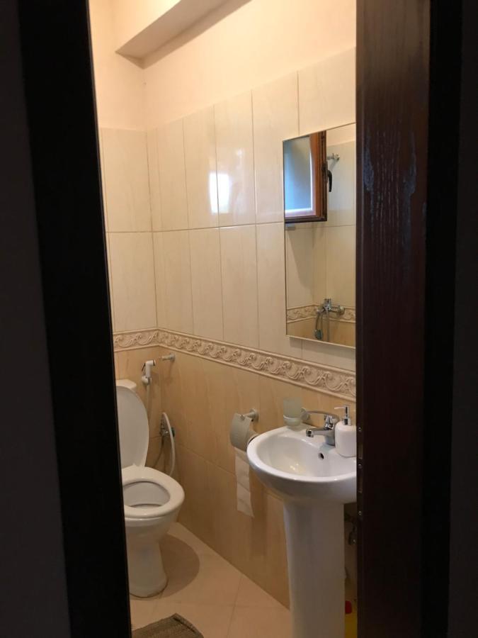 Bujtina Hader Xhebro Hostel Tepelena Kültér fotó